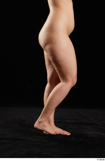 Leticia 1 flexing leg nude side view 0006.jpg